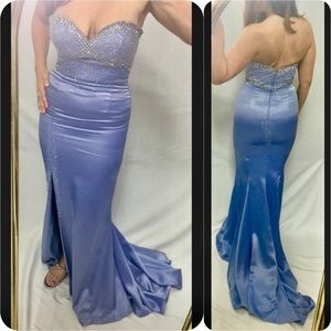 💎Dazzling Periwinkle strapless gown. Size 8